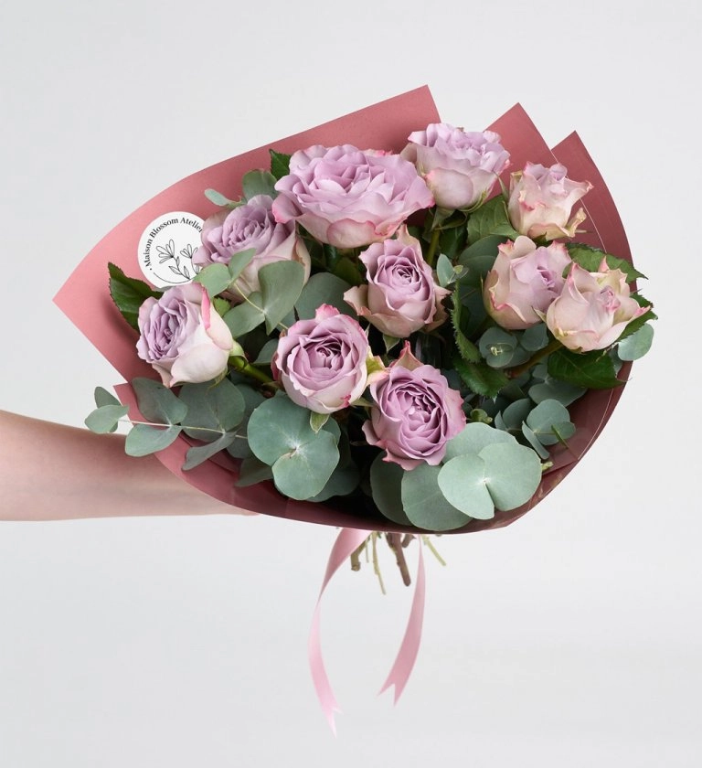 Pembe Süslemeli 10 Lila Gül Buketi